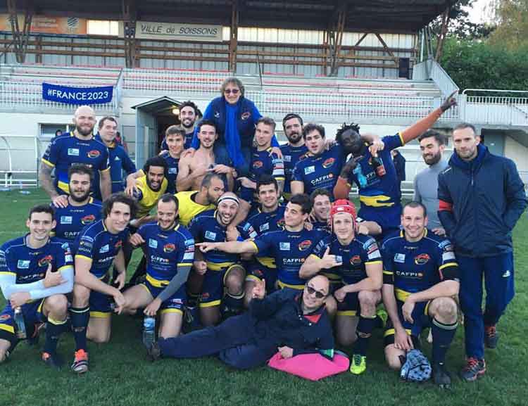 Courbevoie reprend ses bonnes habitudes à l’extérieur